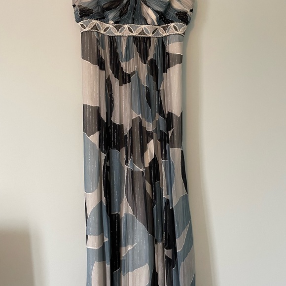Beautiful long BCBG dress - Picture 4 of 4